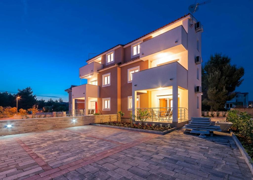 Apartments Hrvoje Vodice Extérieur photo